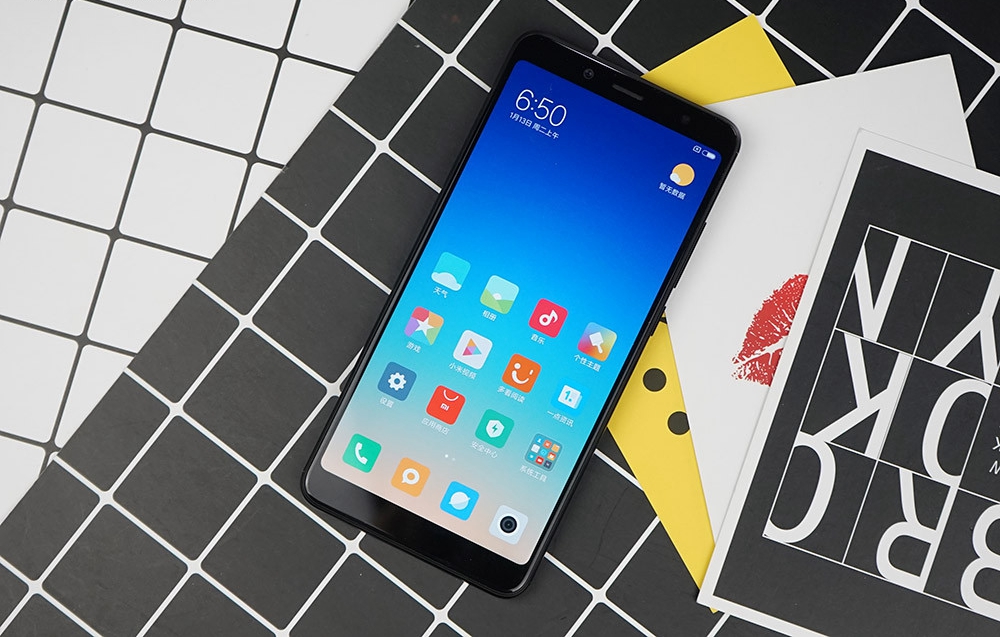 紅米Note5真機圖賞：AI雙攝+人臉解鎖 售價1099元起