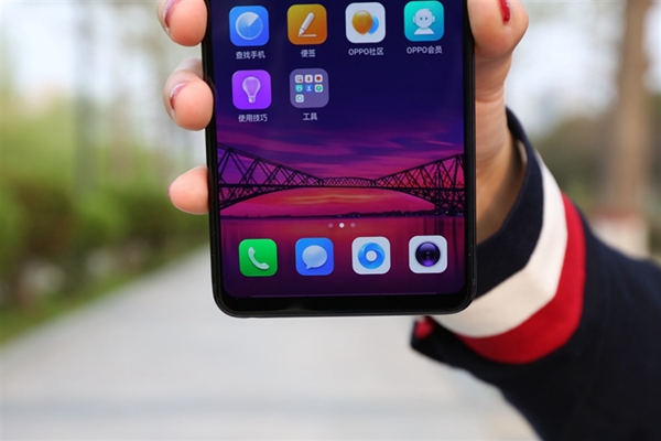 OPPO R15全面評測 最超值的異形全面屏!