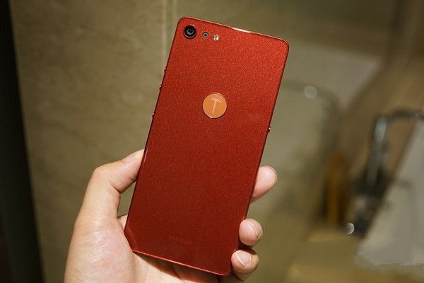 2000元左右的手機(jī)哪個好 八款值得買的2000左右的手機(jī)推薦