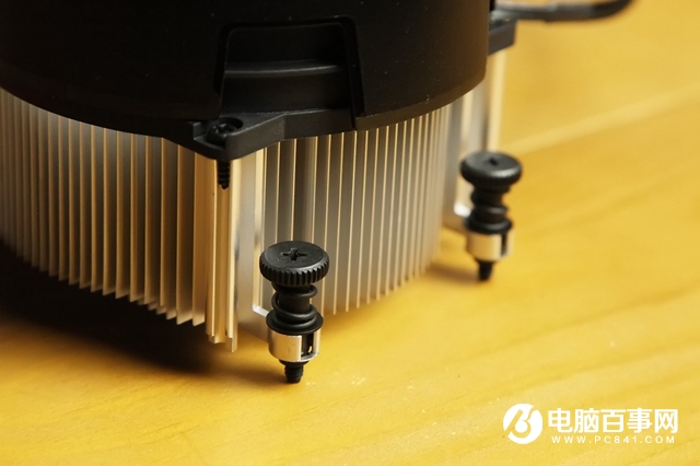 R5 2600X自帶散熱器嗎？AMD銳龍R5-2600X自帶風扇詳解