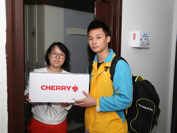 蘇寧418一小時戰(zhàn)報出爐:全渠道大增206%鄉(xiāng)嗎