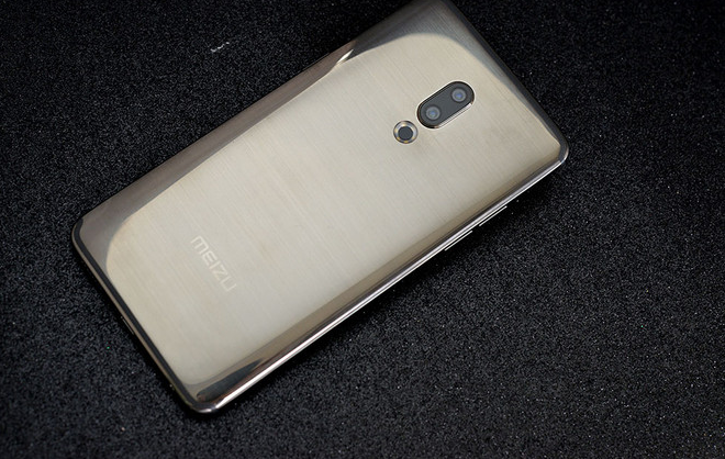 1524451385115419.png 魅族15Plus真機(jī)開箱圖賞與評測