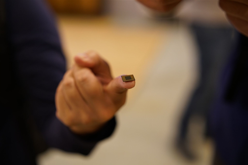 1799元起！努比亞Z18mini評測：3D曲面玻璃+2400萬像素