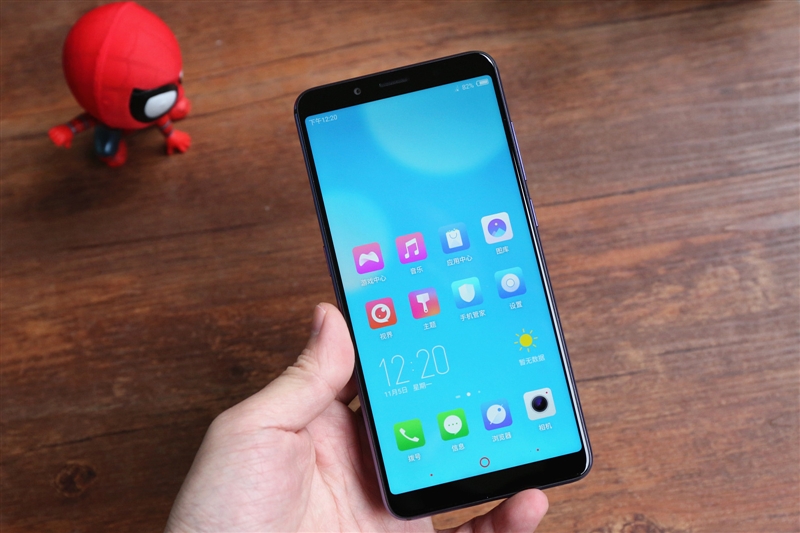 1799元起！努比亞Z18mini評測：3D曲面玻璃+2400萬像素