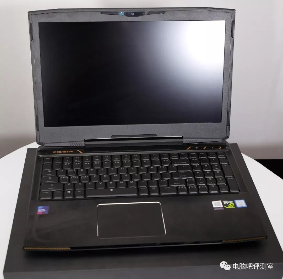 八代U搭配新模具 機械革命X8Ti游戲本評測