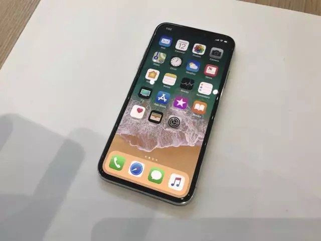 8款被網(wǎng)友吐槽最多的手機盤點 你正準備買哪款?