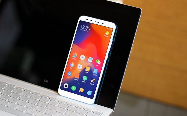 520送什么手機(jī)好 8款適合網(wǎng)絡(luò)情人節(jié)送禮的手機(jī)推薦