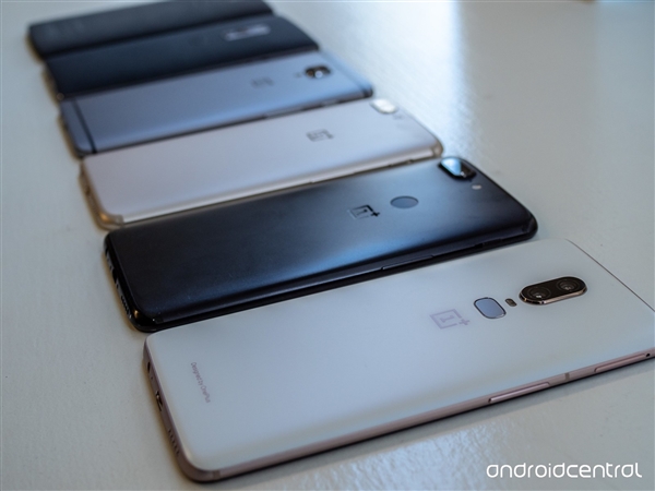 要火！一加6圖賞：6.28寸屏握感舒適