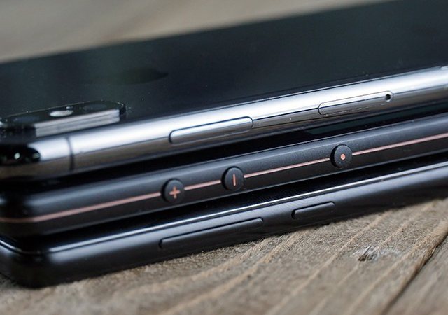 堅果R1、小米MIX2S、iPhone X對比評測 國產旗艦對決蘋果