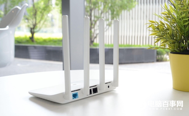 小米路由器4開箱圖賞:為高速網(wǎng)絡(luò)和智能家居而生