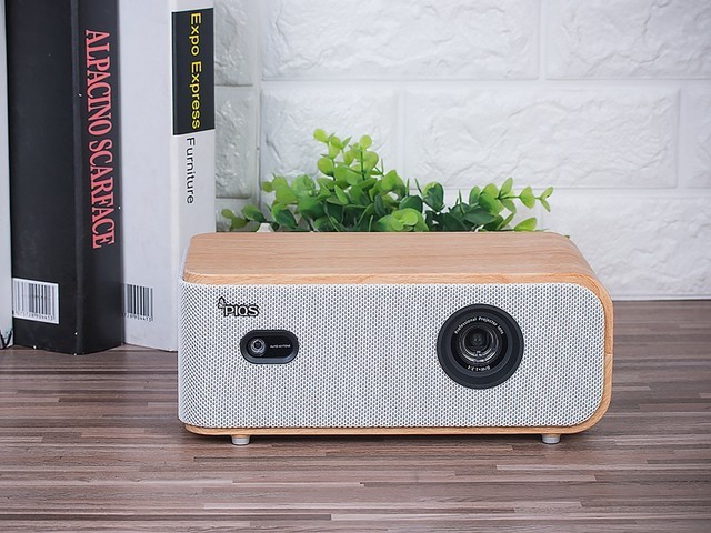 神畫Q1智能影院評測：售價只要3299元的側投神器