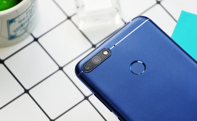 魅藍(lán)6T和榮耀暢玩7A哪個(gè)好 榮耀暢玩7A和魅藍(lán)6T區(qū)別對(duì)比