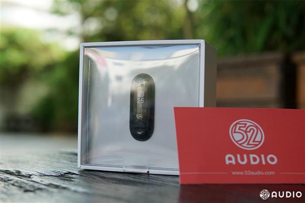 小米手環(huán)3體驗(yàn)：戴上你就絕對(duì)不想摘下來(lái)