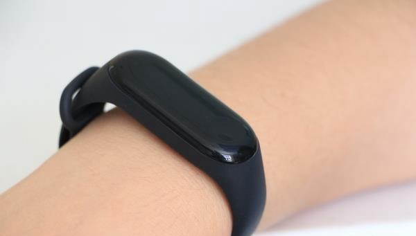 小米手環3上手：帶來8大升級