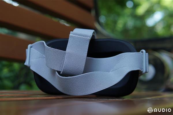 小米VR一體機體驗：全景音效 巨幕影院