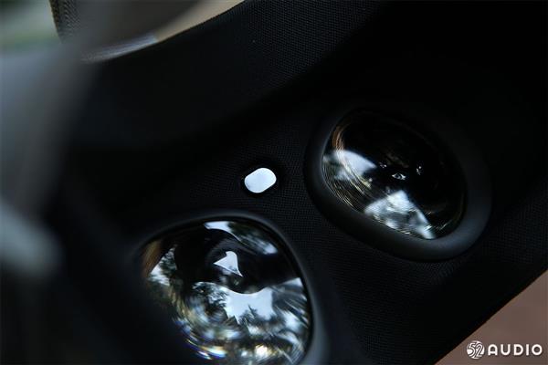 小米VR一體機體驗：全景音效 巨幕影院