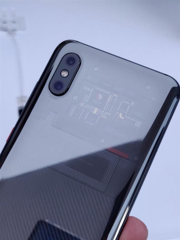 小米8透明探索版背后的故事：暗藏13個(gè)彩蛋