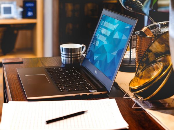 企業(yè)辦公首選：輕薄、高效的八代酷睿戴爾Vostro成就5000