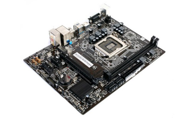 2800元奔騰G4560中等特效放心吃雞配置推薦 性價比爆棚！