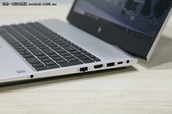 八代酷睿+專業(yè)顯卡 惠普戰(zhàn)99商務(wù)本評測