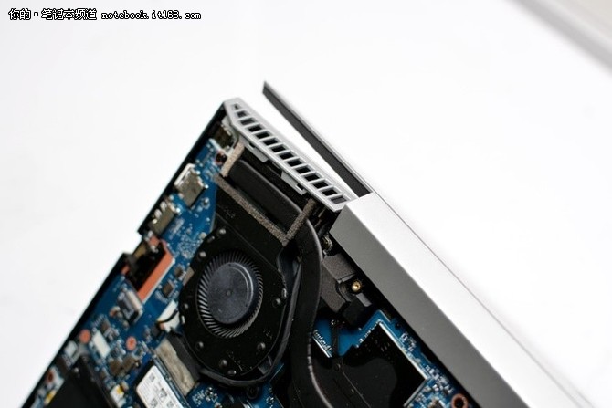 續(xù)航時間與散熱測試