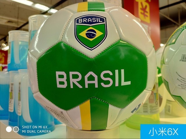 聯(lián)想Z5、小米6X、魅藍(lán)E3拍照對比評測 千元機相機對決