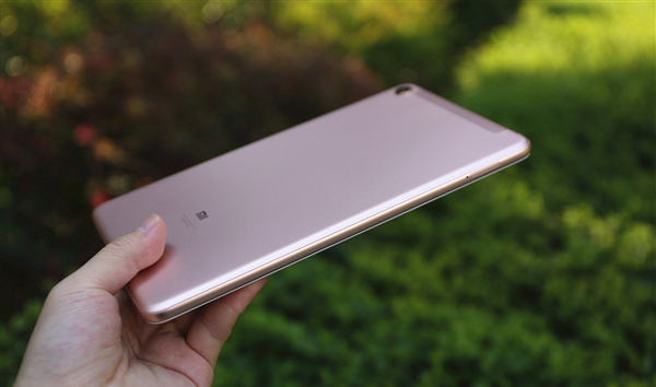 顏值不錯(cuò)+驍龍660加持 小米平板4開(kāi)箱圖賞