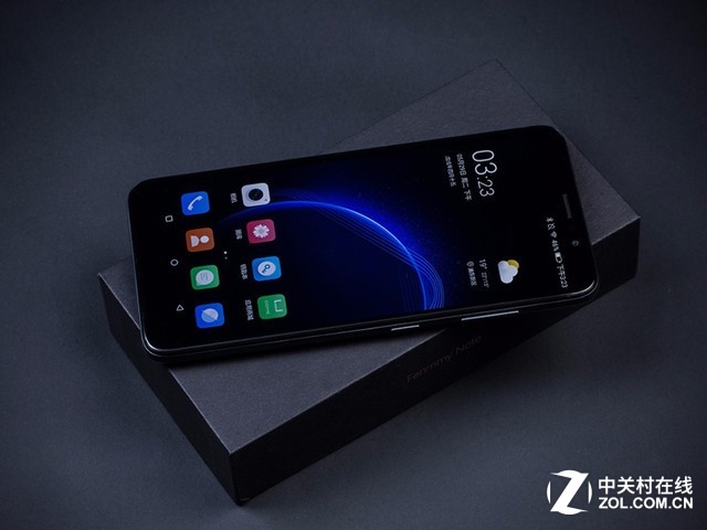 拍照手機怎么選? 四款超值的高性價比拍照手機推薦