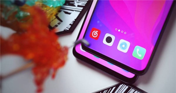 vivo NEX對(duì)比OPPO Find X圖賞:誰(shuí)更接近全面屏巔峰?