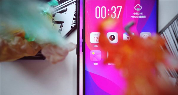 vivo NEX對(duì)比OPPO Find X圖賞:誰(shuí)更接近全面屏巔峰?