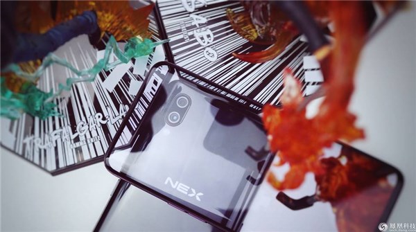 vivo NEX對(duì)比OPPO Find X圖賞:誰(shuí)更接近全面屏巔峰?