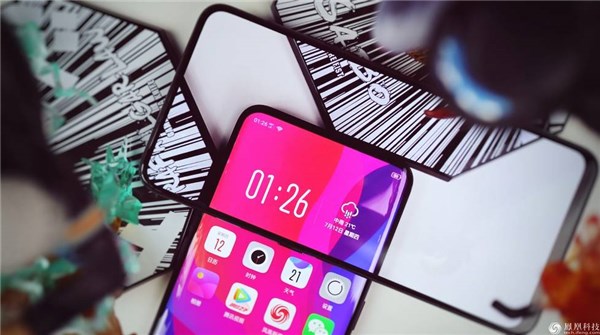 vivo NEX對(duì)比OPPO Find X圖賞:誰(shuí)更接近全面屏巔峰?