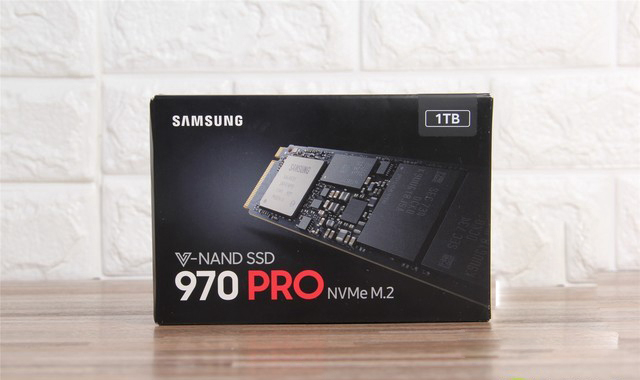 讓你的電腦遠離卡頓 2018最新高性價比的固態硬盤推薦