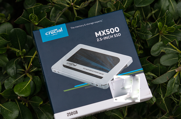 讓你的電腦遠離卡頓 2018最新高性價比的固態(tài)硬盤推薦