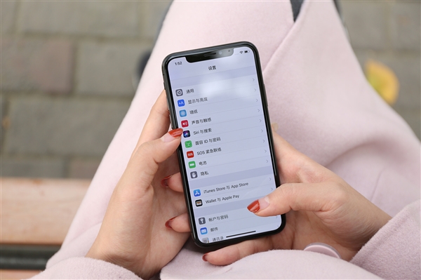 iPhoneX/8/8 Plus出現假死/黑屏等不予退換：屬系統Bug