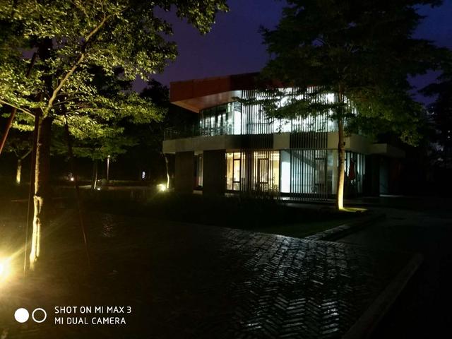 榮耀Note10和小米Max3對比評測 巨屏手機選哪款好？