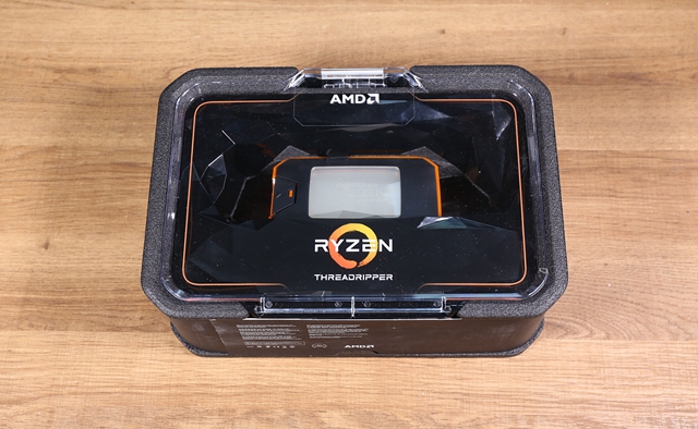 AMD線程撕裂者2990WX開箱圖賞 32核心64線程最強(qiáng)CPU