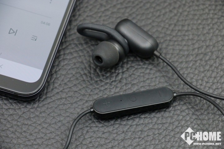小米運動藍牙耳機青春版上手：輕盈、便捷、至真至美