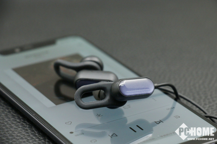 小米運動藍牙耳機青春版上手：輕盈、便捷、至真至美