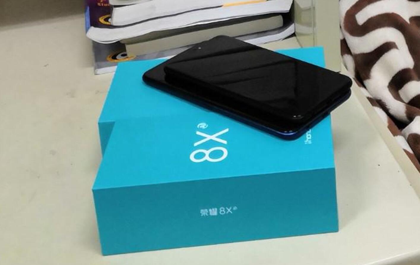 榮耀8X、榮耀8X Max開啟預約 9月5日正式發布