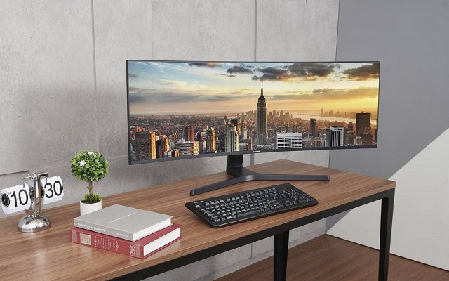 三星CJ79曲面顯示器發布 全球首款雷電3接口顯示器