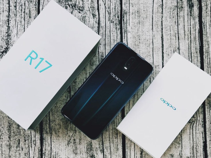 OPPO R17流光藍開箱圖賞 幻色漸變非常吸睛