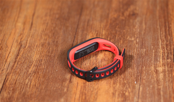 榮耀手環(huán)4 Running版評(píng)測(cè) 榮耀手環(huán)4 Running版值得買嗎?