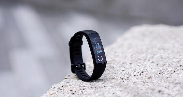 榮耀手環4怎么樣 榮耀手環4體驗評測