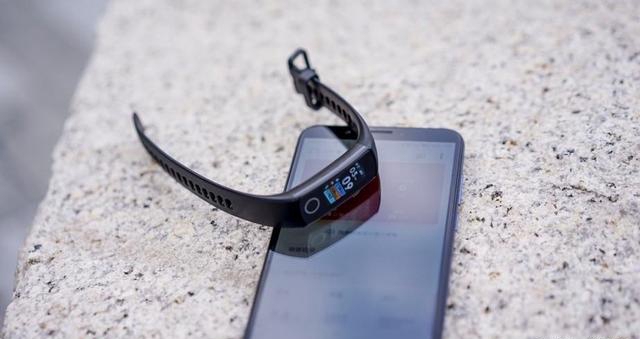 榮耀手環4怎么樣 榮耀手環4體驗評測