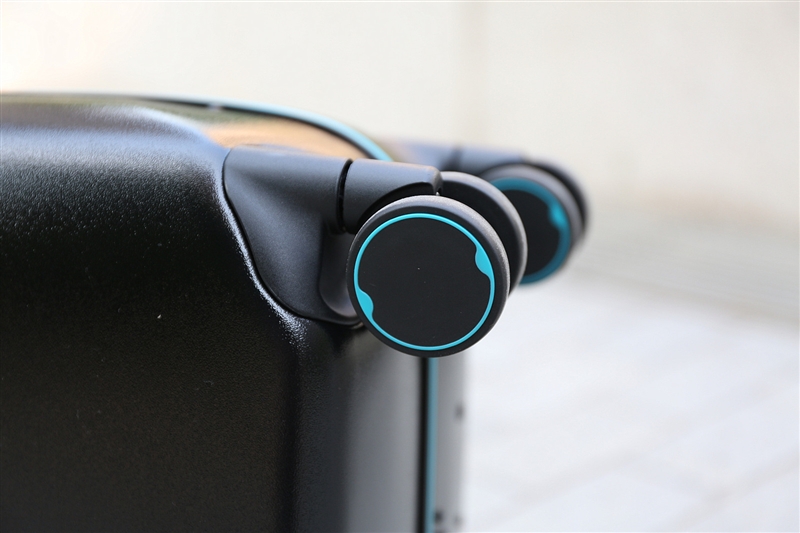 年輕人第一款安全旅行箱 小米90分智能解鎖旅行箱評測