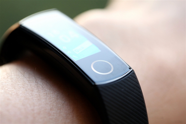 榮耀手環(huán)4評測 榮耀手環(huán)4值得買嗎?