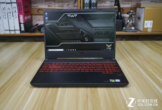 華碩飛行堡壘六代游戲本評(píng)測(cè)：面向主流游戲玩家的出色游戲筆記本