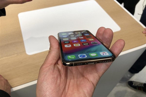 iPhone XS金色版真機(jī)圖賞 COP封裝劉海屏