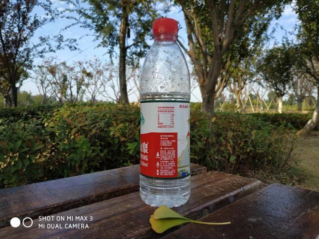 榮耀8X MAX和小米MAX3哪個好？小米max3對比8x max區別